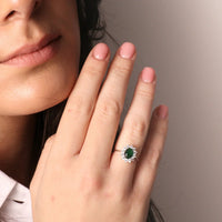 Anello in Argento solitario con zirconi bianchi e verde | Rohome - Rohome