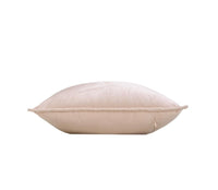 Cuscino sfoderabile in velluto beige stampa ramo oro | Rohome - Rohome