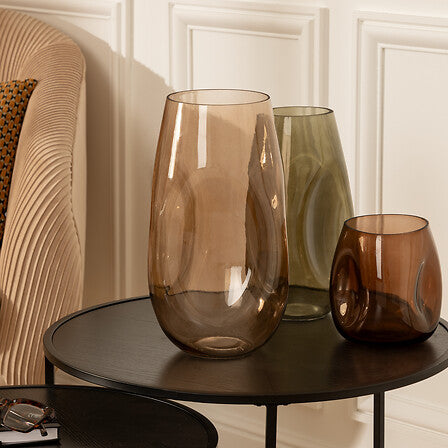 Vaso in vetro colore beige dalle linee moderne | Rohome